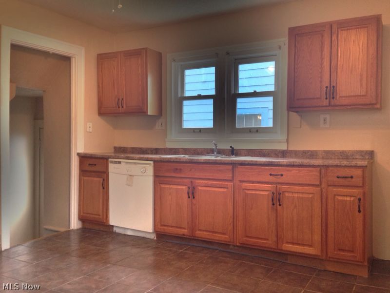 Cedarbrook - Residential Lease