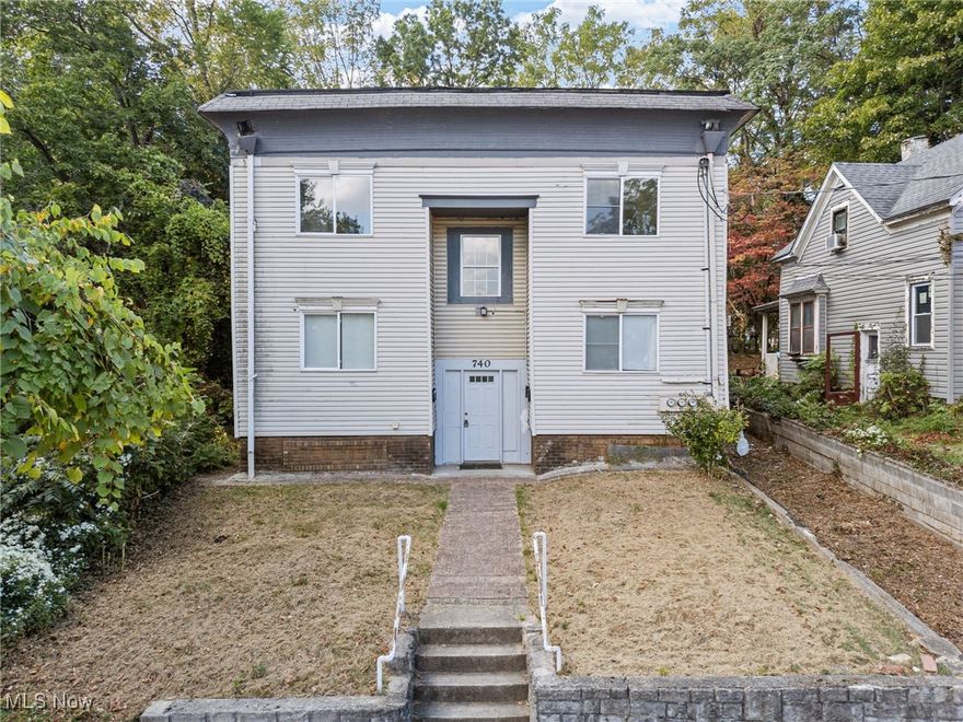 Welcome to this well-appointed 2-bedroom, 1-bath apartment, offering a comfortable and practical living space in the heart of Akron. The thoughtfully designed layout features a bright living room, an efficient kitchen with ample cabinetry, and two spacious bedrooms with generous closet space. The full bath is clean and functional, complementing the home's inviting atmosphere.
Residents will enjoy the convenience of off-street parking and easy access to local amenities, including shopping, dining, schools, and major highways for effortless commuting. This apartment is ideal for those seeking a clean, move-in ready home in a central location. Schedule a showing today!
Property is subject to an application, background check and credit check. Application Fee is $35 - Tenant is Responsible to provide appliances. Tenant is responsible for Gas/Electric, Owner is responsible for Water, Sewer & Trash