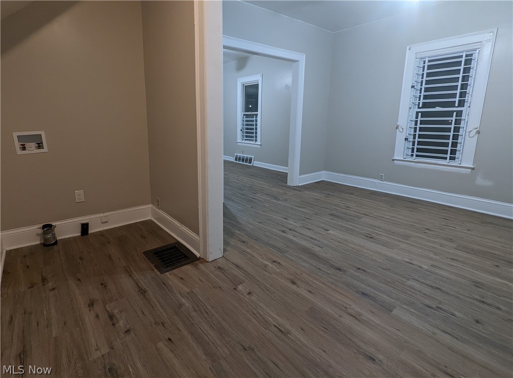 Elwell & Marvins - Residential Lease