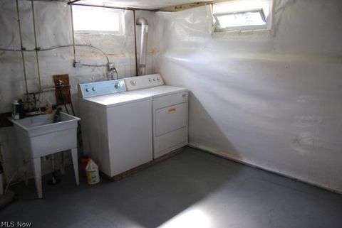 Tiny photo for 9417 Fernhill Avenue, Parma, OH 44129 (MLS # 5203277)