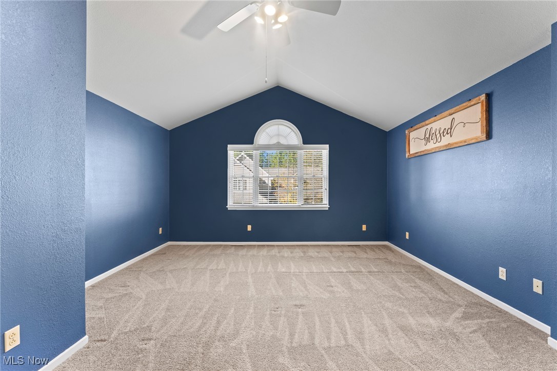 Olde Stone Xing Condo - Residential