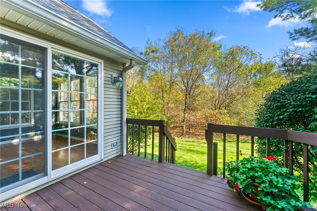 Olde Stone Xing Condo - Residential