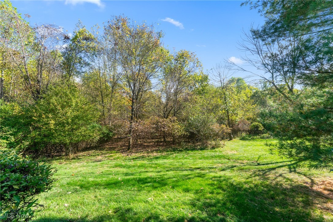 Olde Stone Xing Condo - Residential