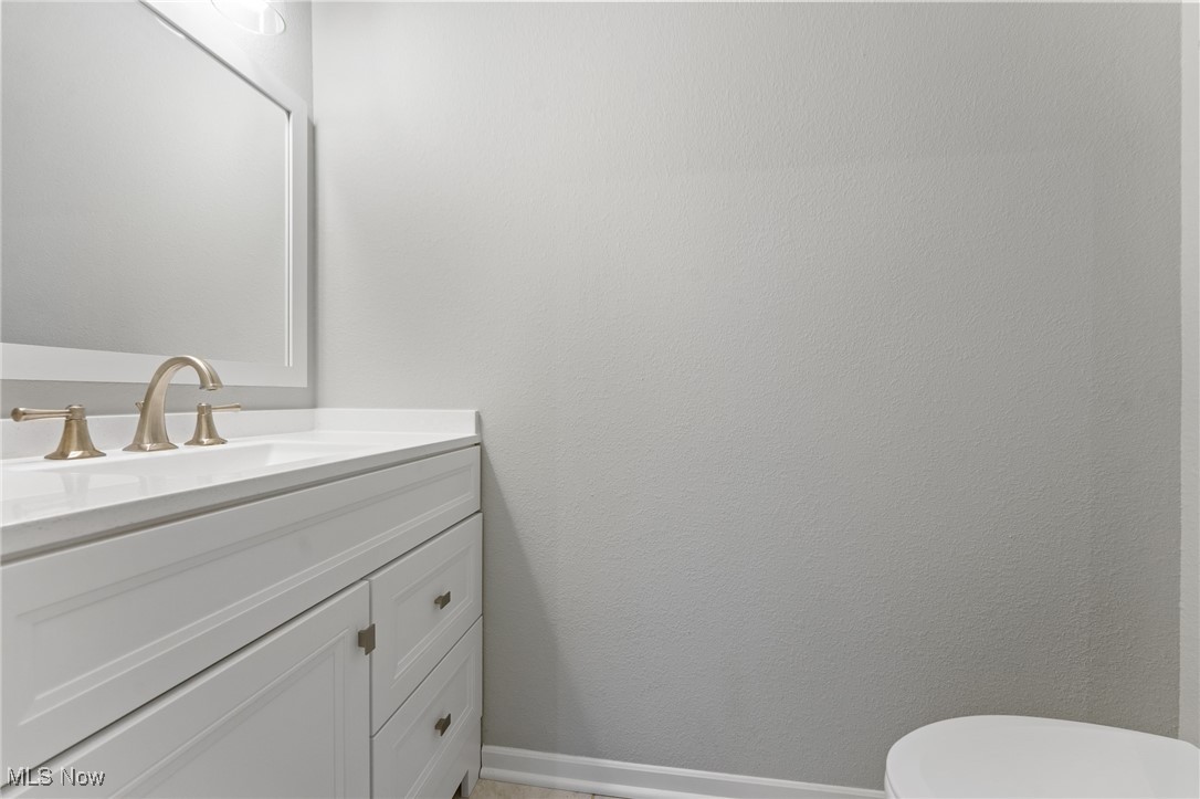 Olde Stone Xing Condo - Residential