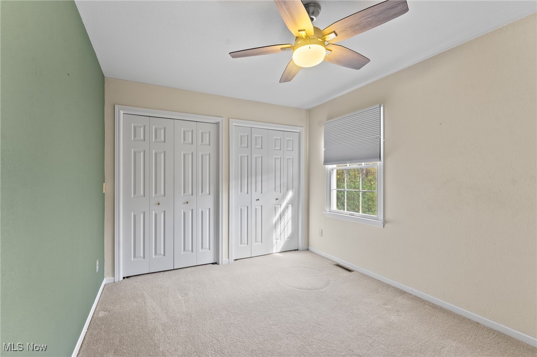 Olde Stone Xing Condo - Residential