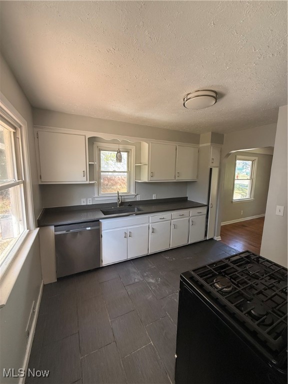 Hezekiah Dunhams - Residential Lease