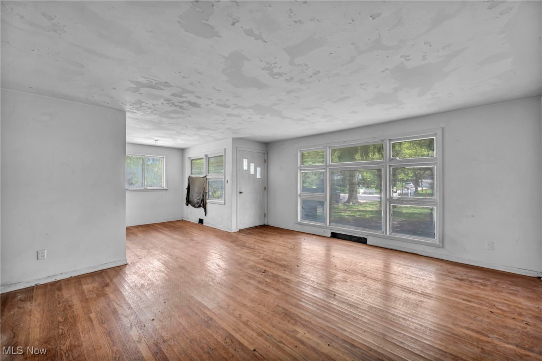 1826 Bassett Road, Westlake, Ohio image 9