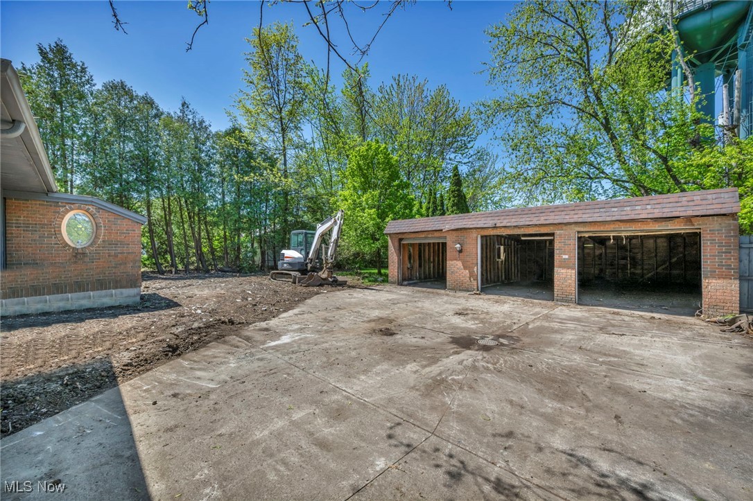 1826 Bassett Road, Westlake, Ohio image 30