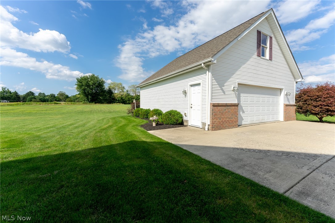 Whispering Mdws 01 - Residential