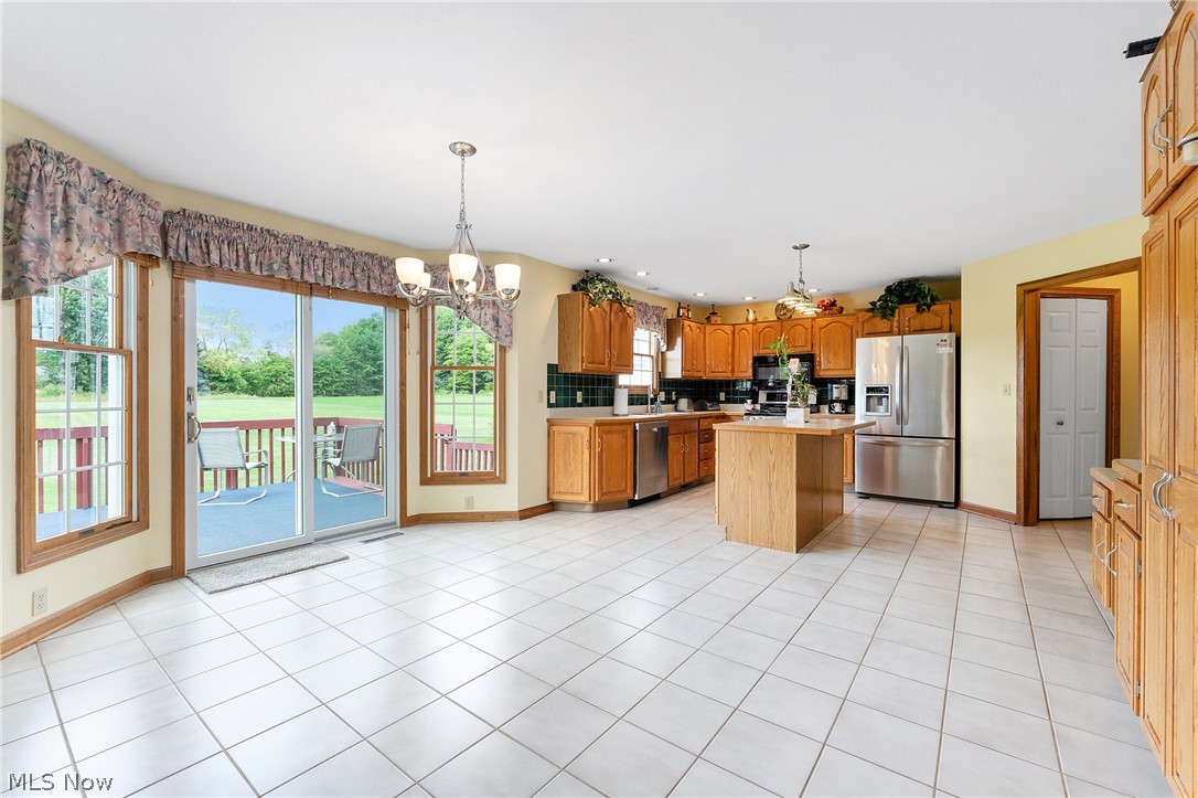 Whispering Mdws 01 - Residential