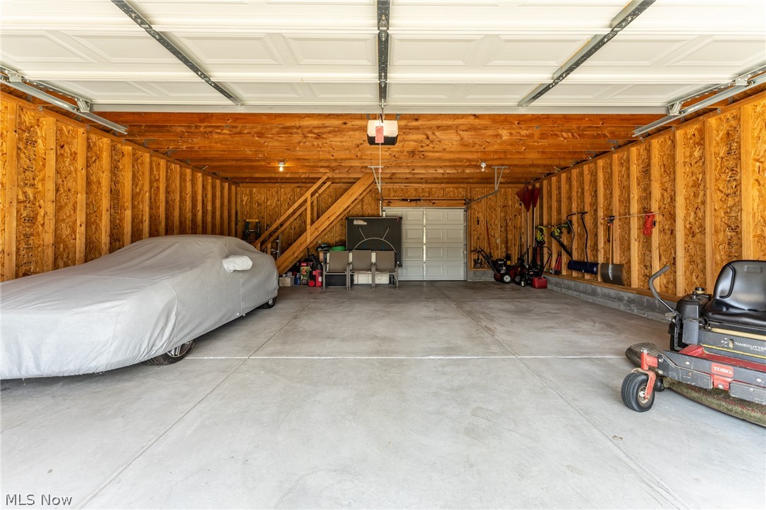 Whispering Mdws 01 - Residential