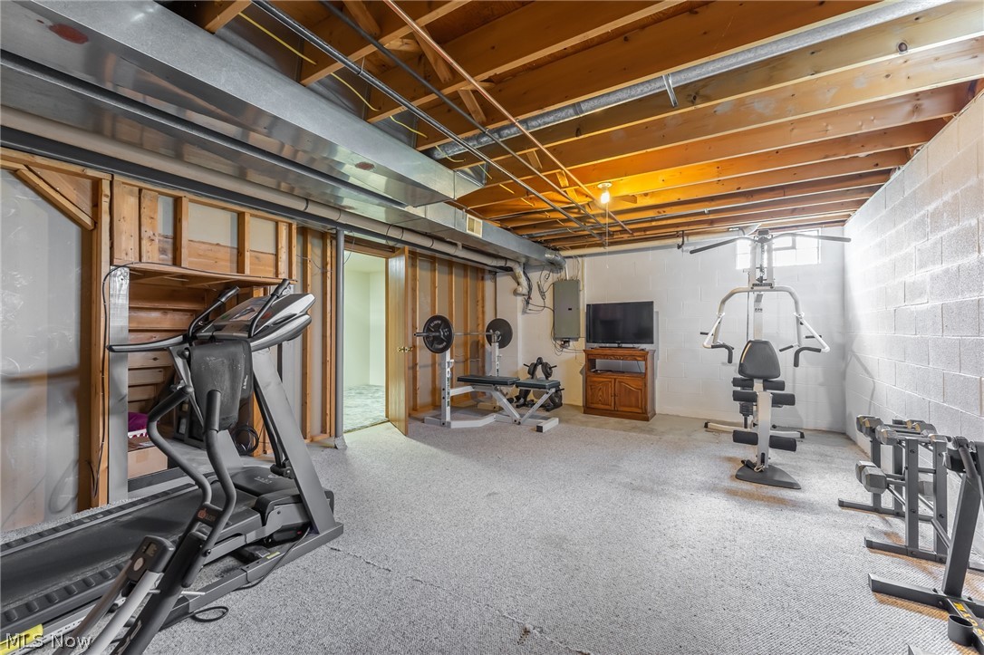 Whispering Mdws 01 - Residential