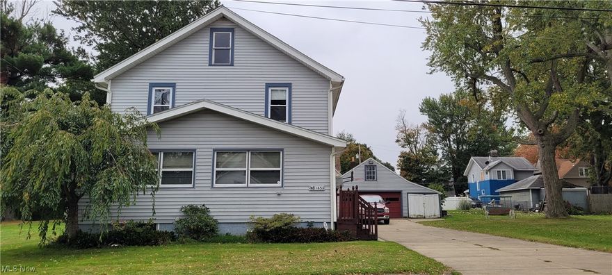 A large corner lot in the Harbor area with a duplex and a garage! This is the one you have been waiting for to live in and rent the other unit. The possibilities are boundless with this purchase. The lot alone gives plenty of room to do some fantastic outdoor areas for entertaining or making memorable Airbnb themes. Both units have 2 bedrooms, 1 bath, kitchen, living room and laundry hookups. The down unit has a cute enclosed covered porch area. It's time to expand your portfolio with this one.