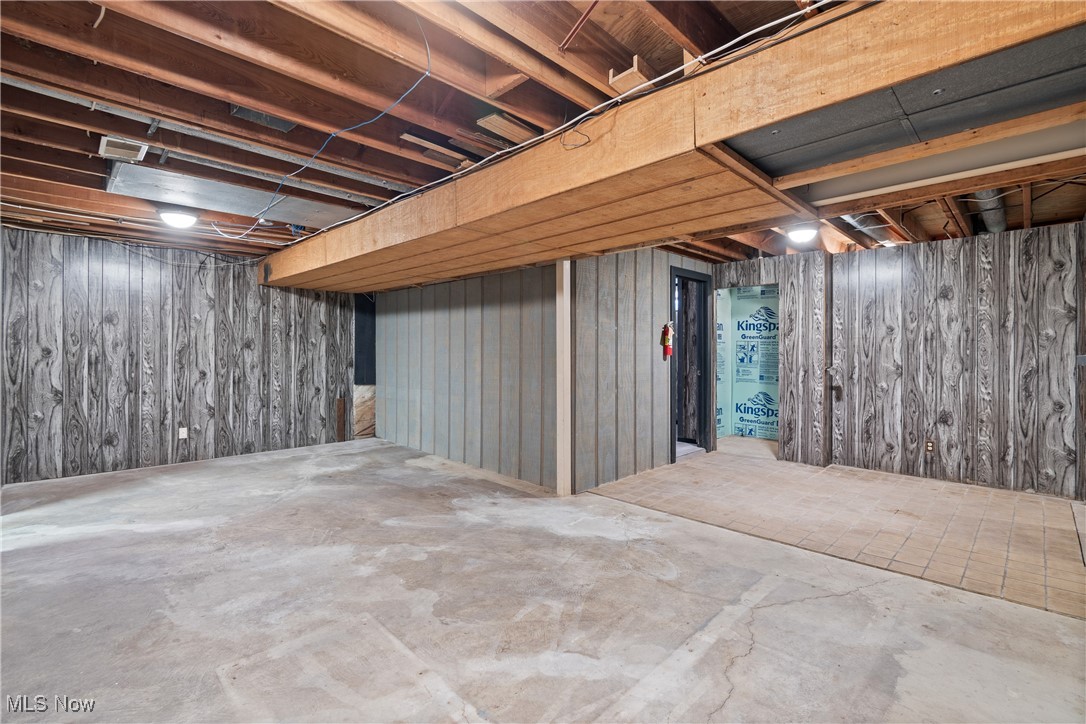 Poland Crest - Residential