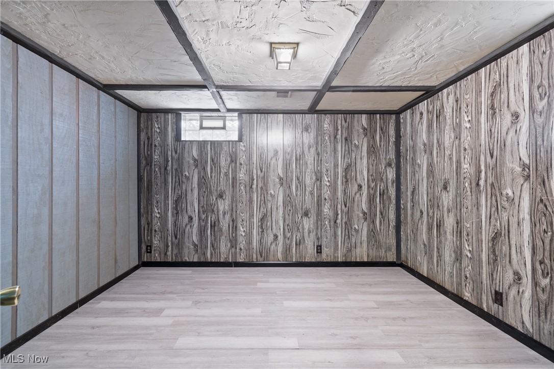 Poland Crest - Residential