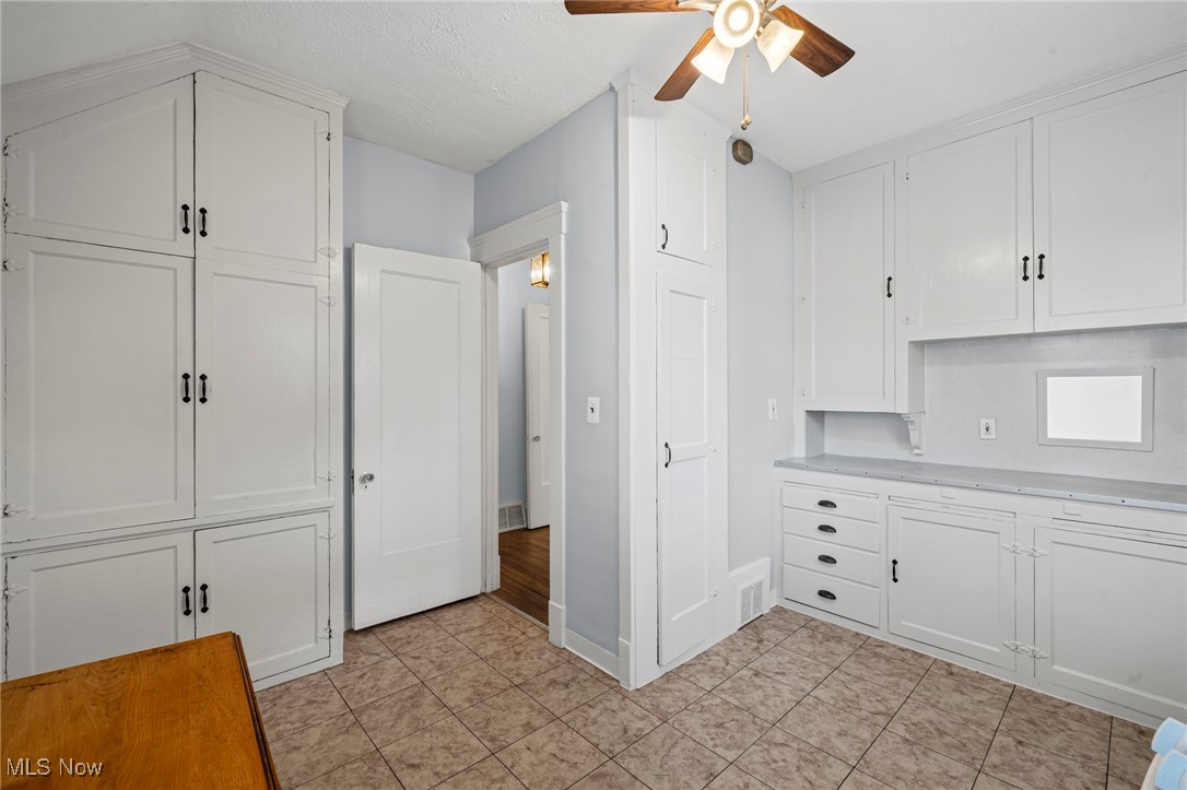 Weiber Rhodes & Bells - Residential Lease