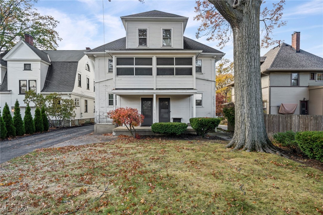 Weiber Rhodes & Bells - Residential Lease