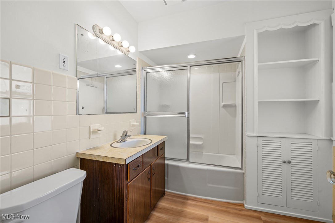 Weiber Rhodes & Bells - Residential Lease