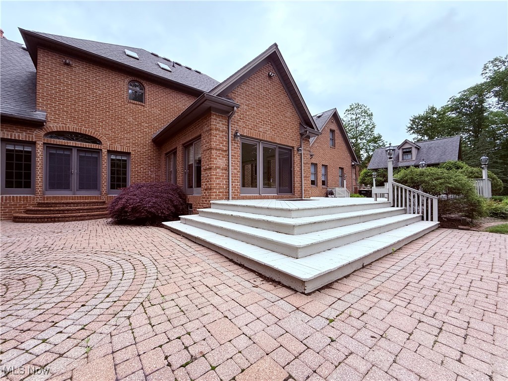 4219 Olde Charted Trail, Poland, Ohio image 4