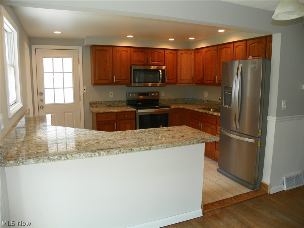 K & L Builders Inc Breezewood - Residential