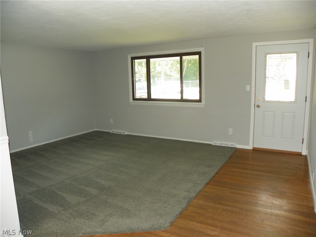 K & L Builders Inc Breezewood - Residential