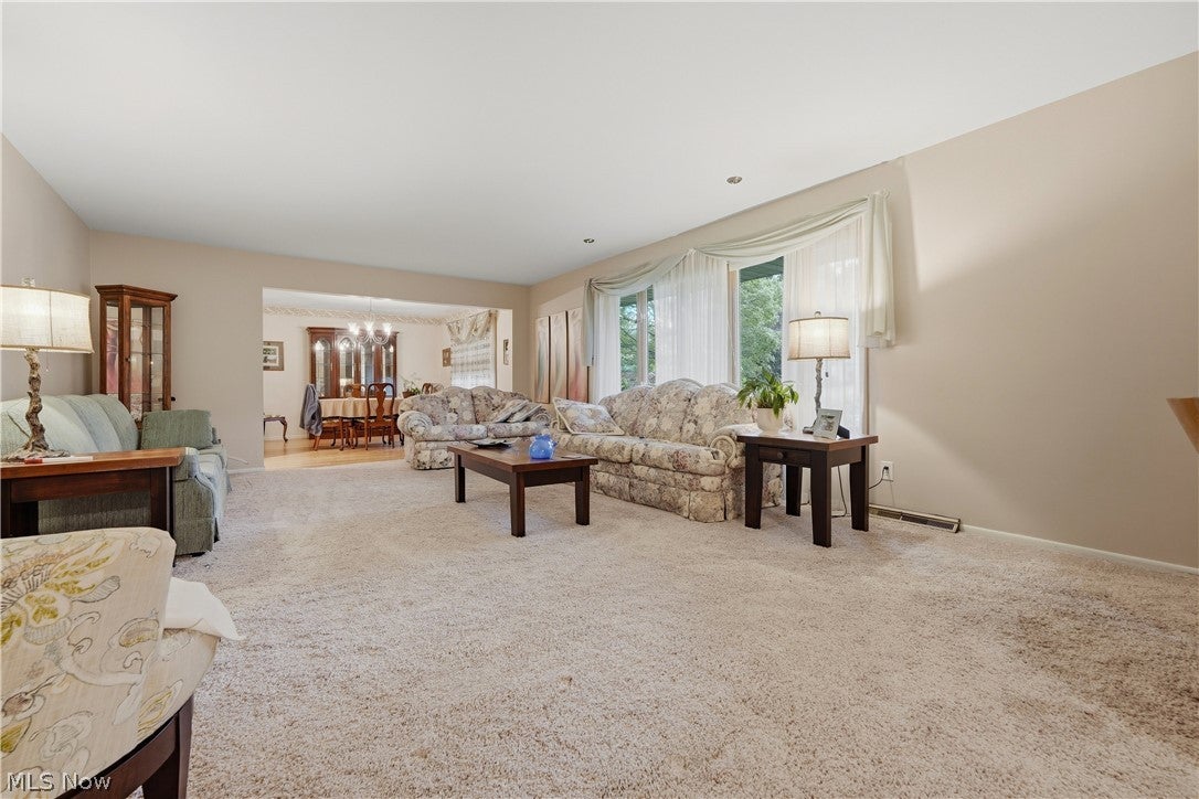 1971 Rosewood Drive