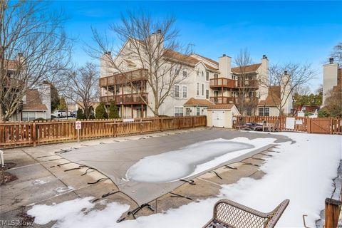 Tiny photo for 28260 Detroit Road #A1, Westlake, OH 44145 (MLS # 5188158)