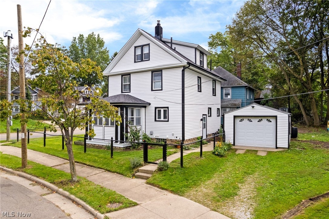 958 W Exchange Street