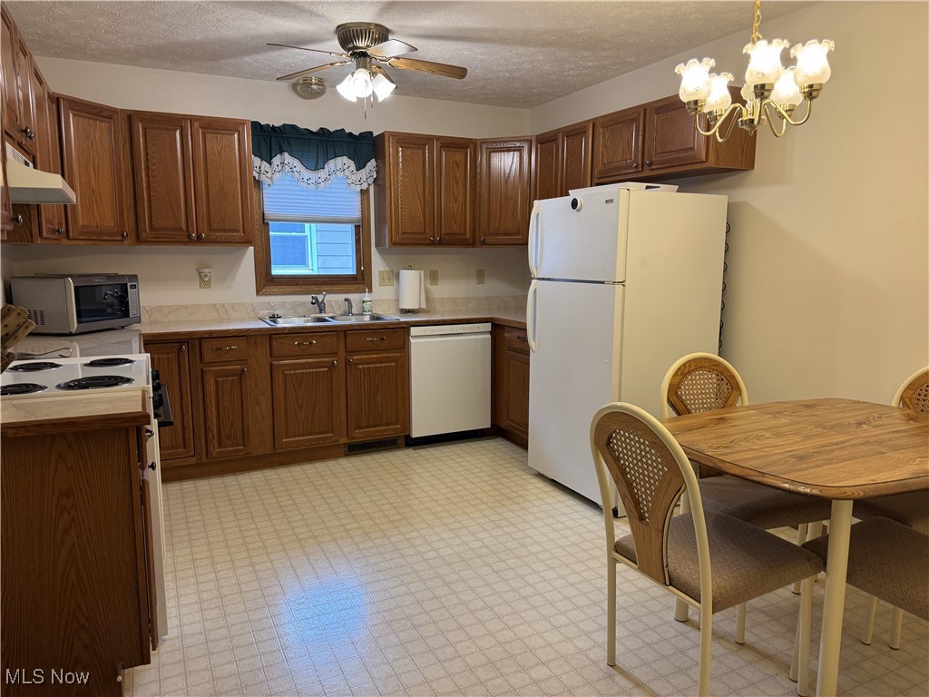 460 Glenn Street, Barberton, Ohio image 6