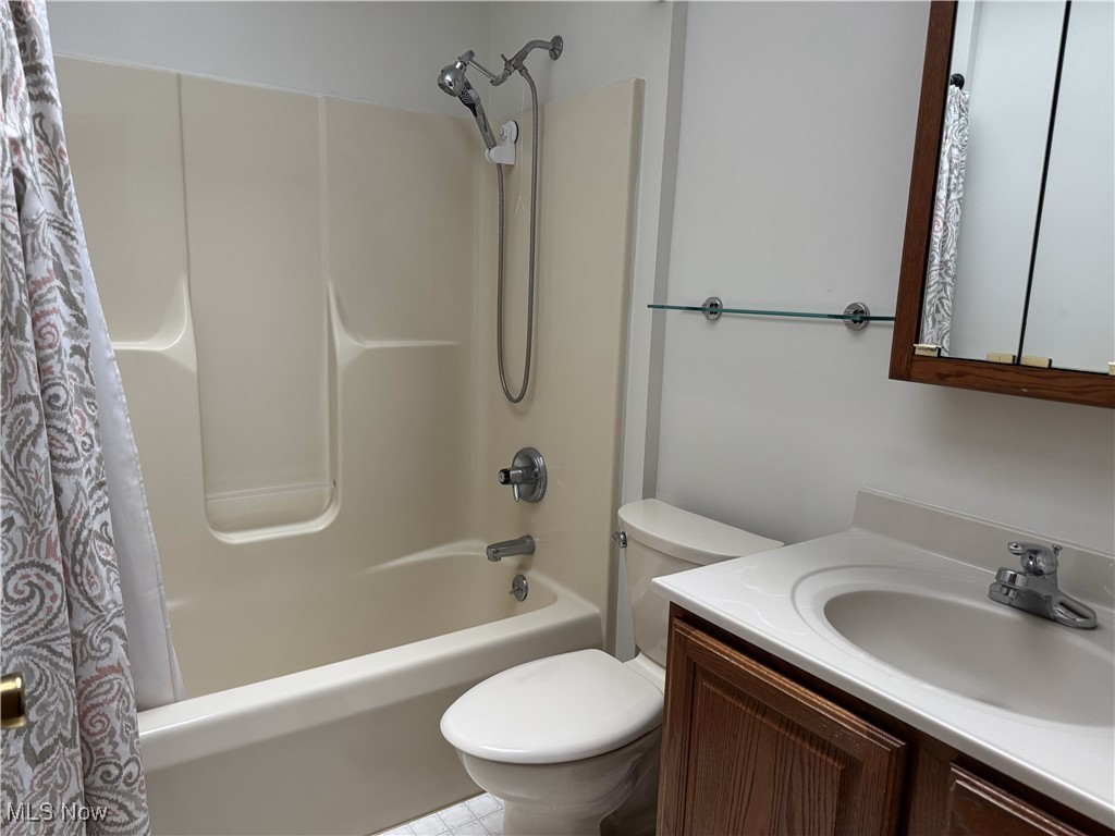 460 Glenn Street, Barberton, Ohio image 11