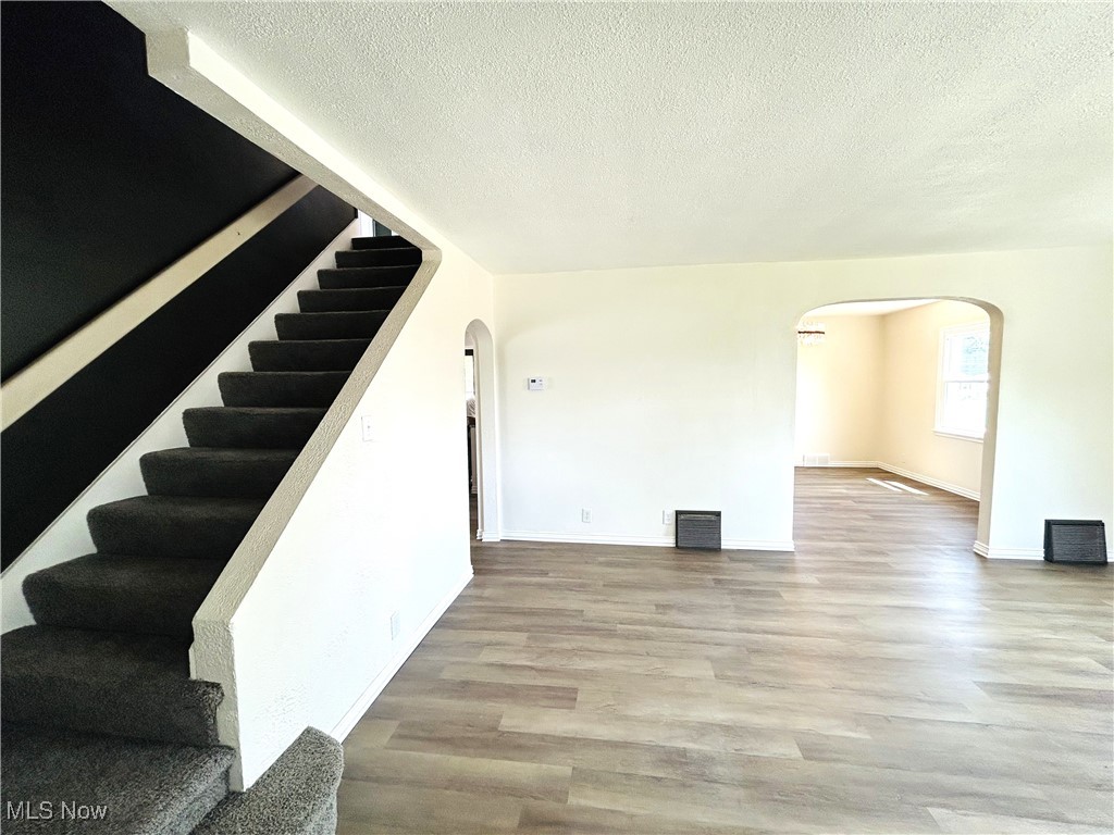 1205 Glencairn Road
