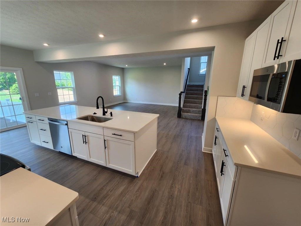 Photo of 804 Miramar Lane, Fairlawn, OH 44333 (MLS # 5167885)