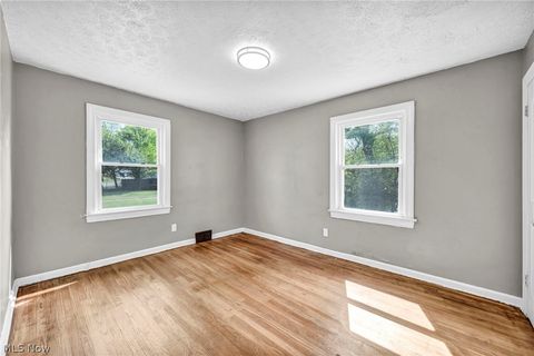 Tiny photo for 1574 East Avenue, Akron, OH 44314 (MLS # 5210258)