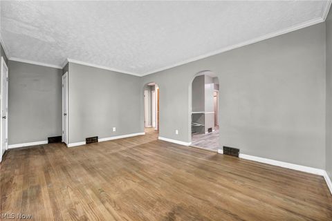 Tiny photo for 1574 East Avenue, Akron, OH 44314 (MLS # 5210258)