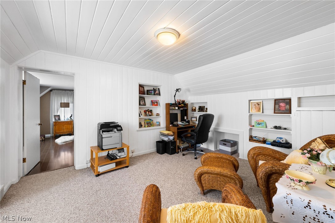 Country Club - Residential