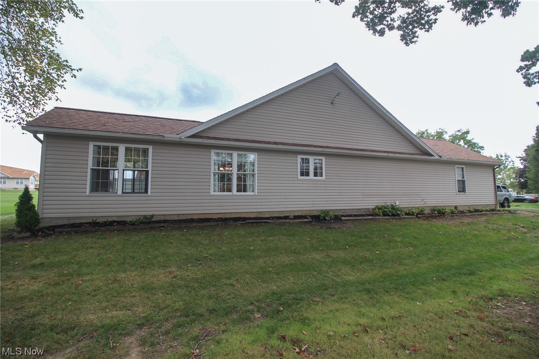 Country Mdws Lake Condo - Residential