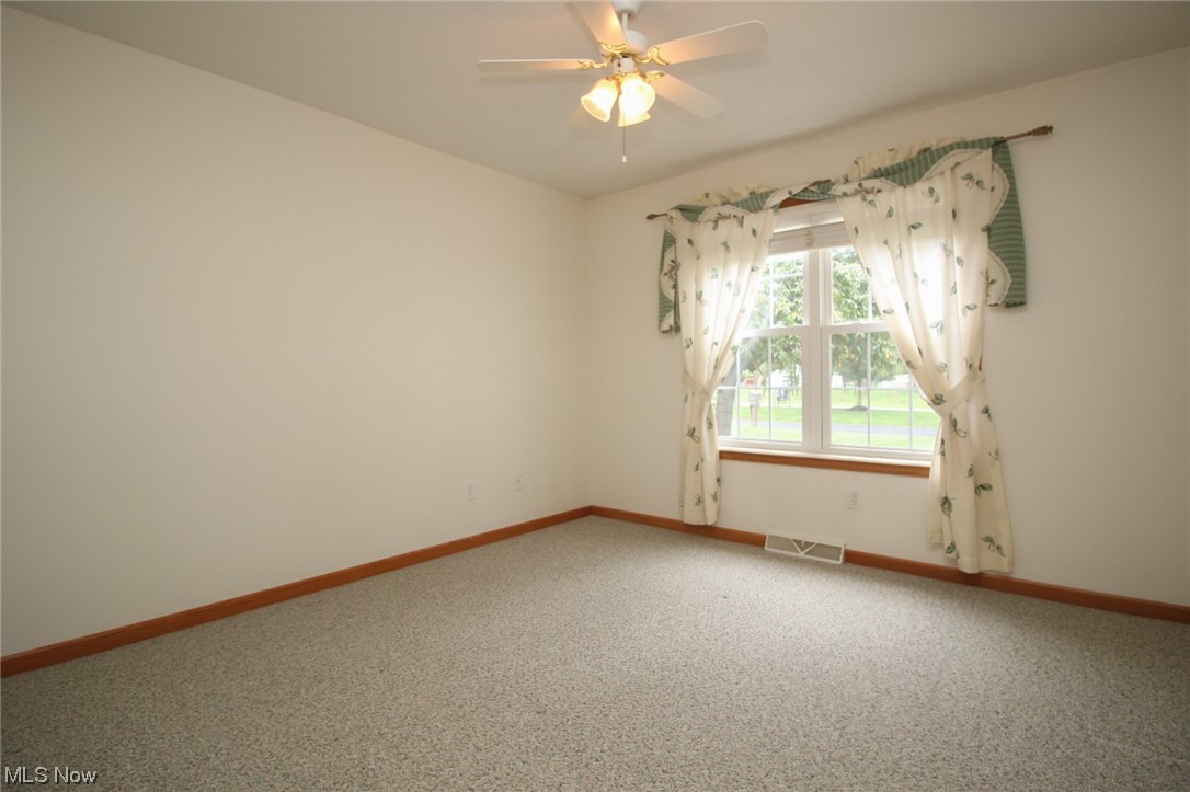 Country Mdws Lake Condo - Residential