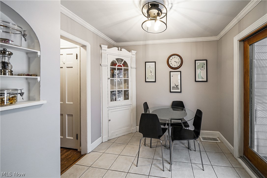 Ridgewood Manor - Residential