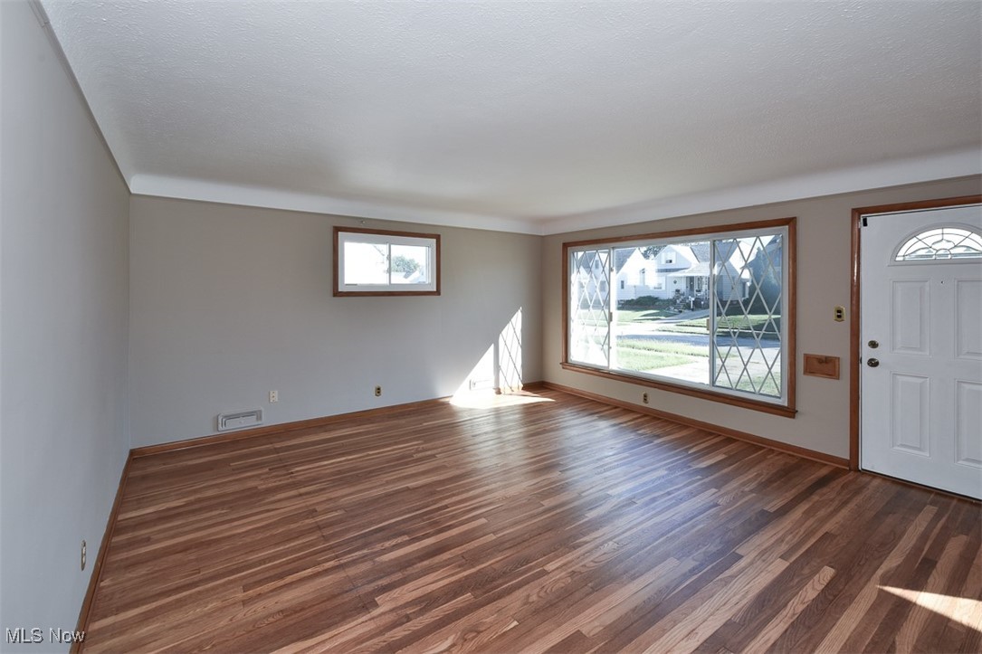 Lillian Helpers Chestnut Heights - Residential