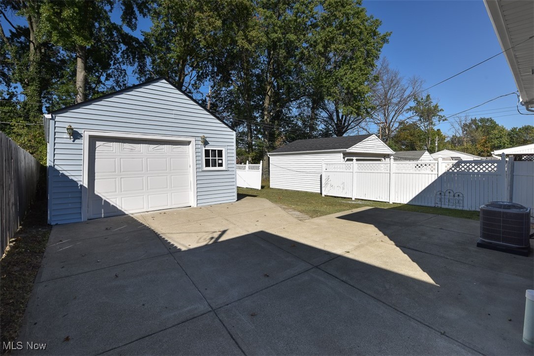 Lillian Helpers Chestnut Heights - Residential