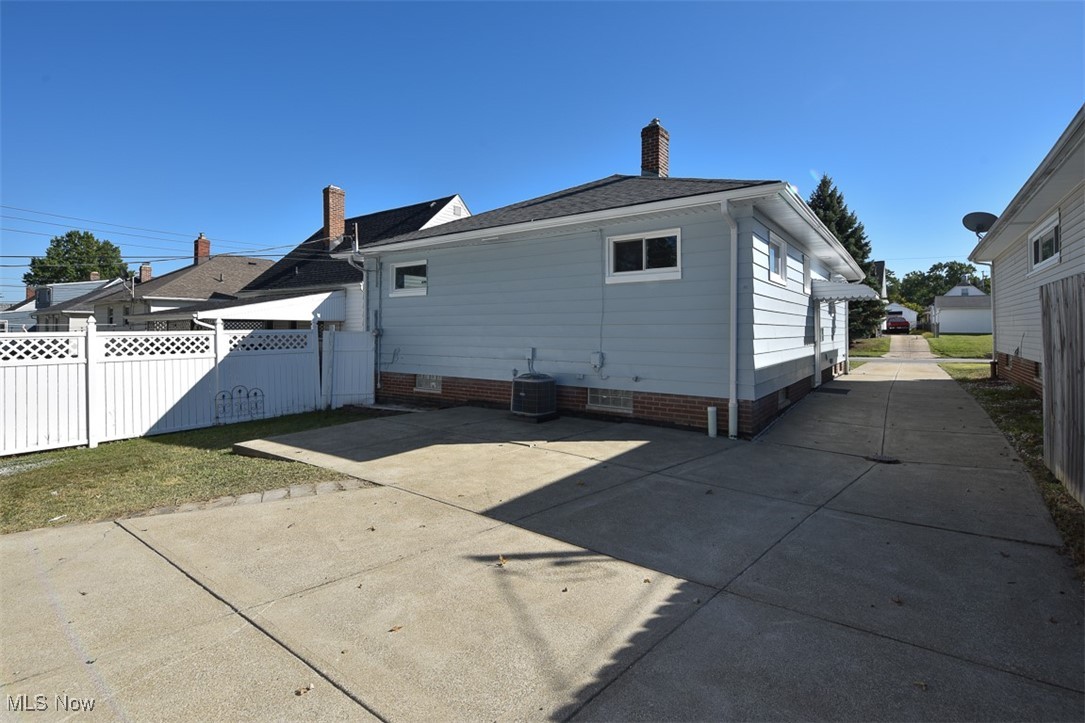 Lillian Helpers Chestnut Heights - Residential