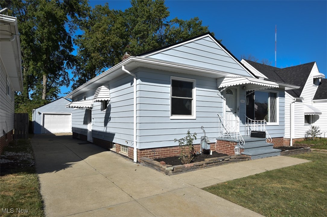 Lillian Helpers Chestnut Heights - Residential