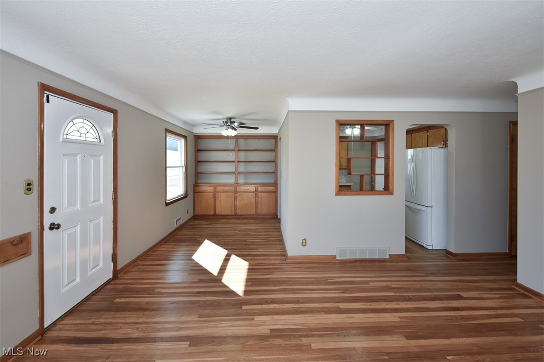 Lillian Helpers Chestnut Heights - Residential