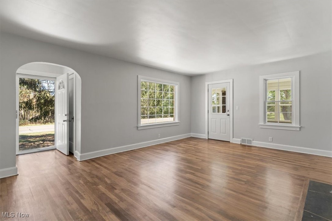 Ravenna Bldg Co - Residential