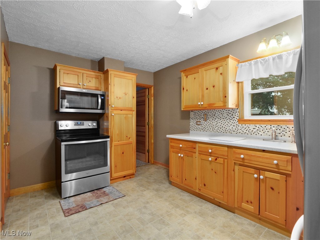 Village/Lagrange - Residential