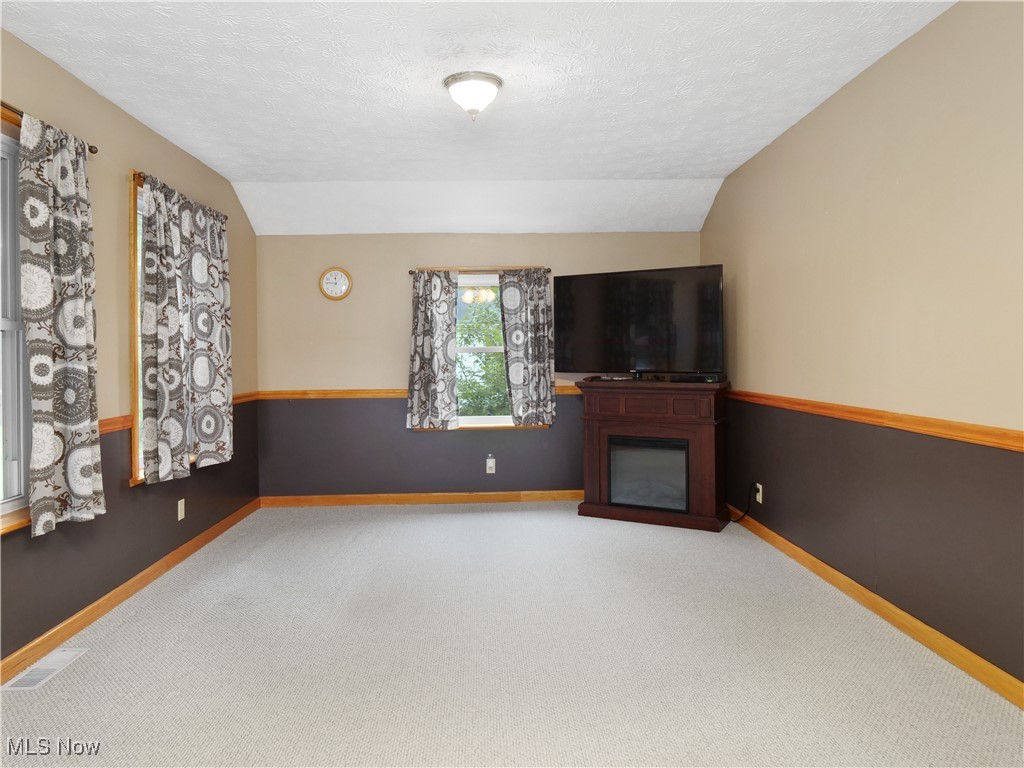 Village/Lagrange - Residential