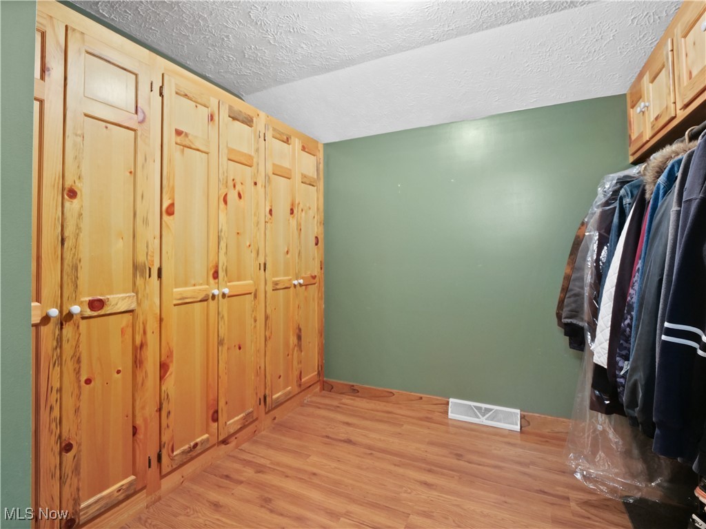 Village/Lagrange - Residential