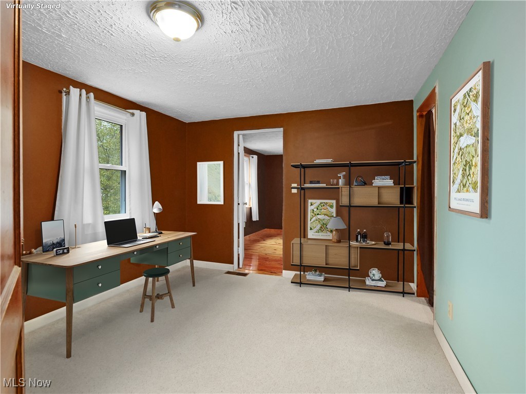 Village/Lagrange - Residential