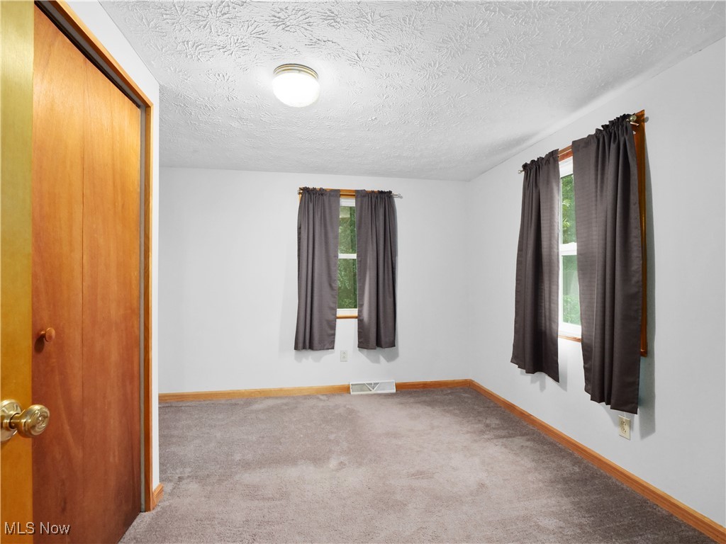 Village/Lagrange - Residential