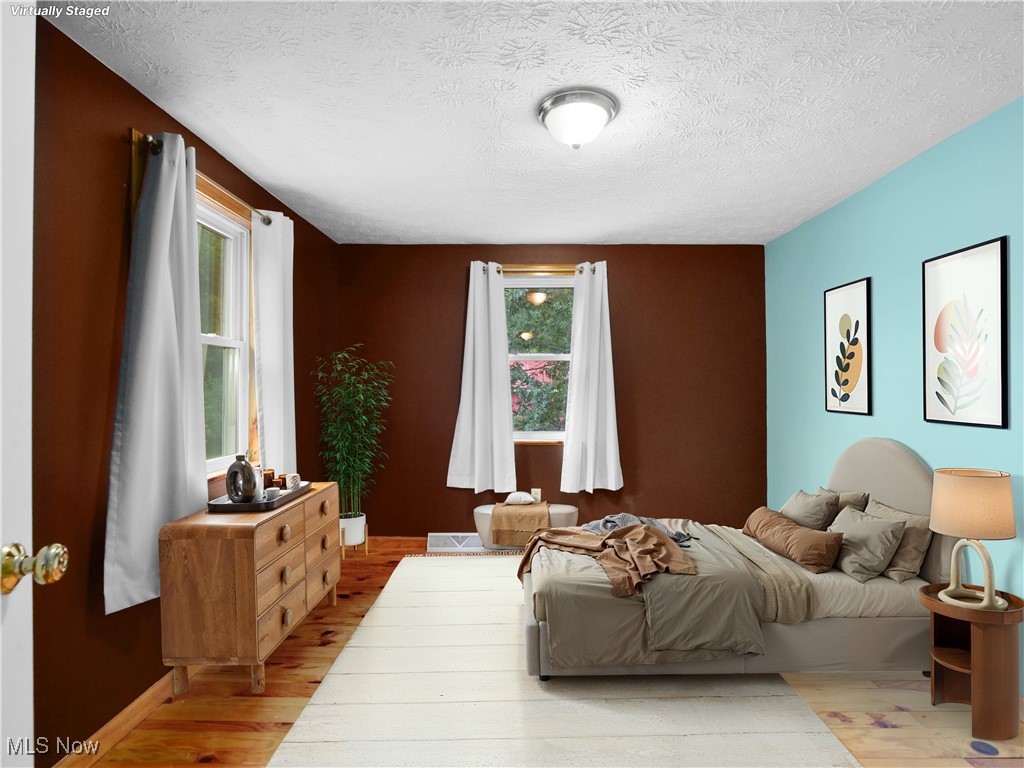 Village/Lagrange - Residential